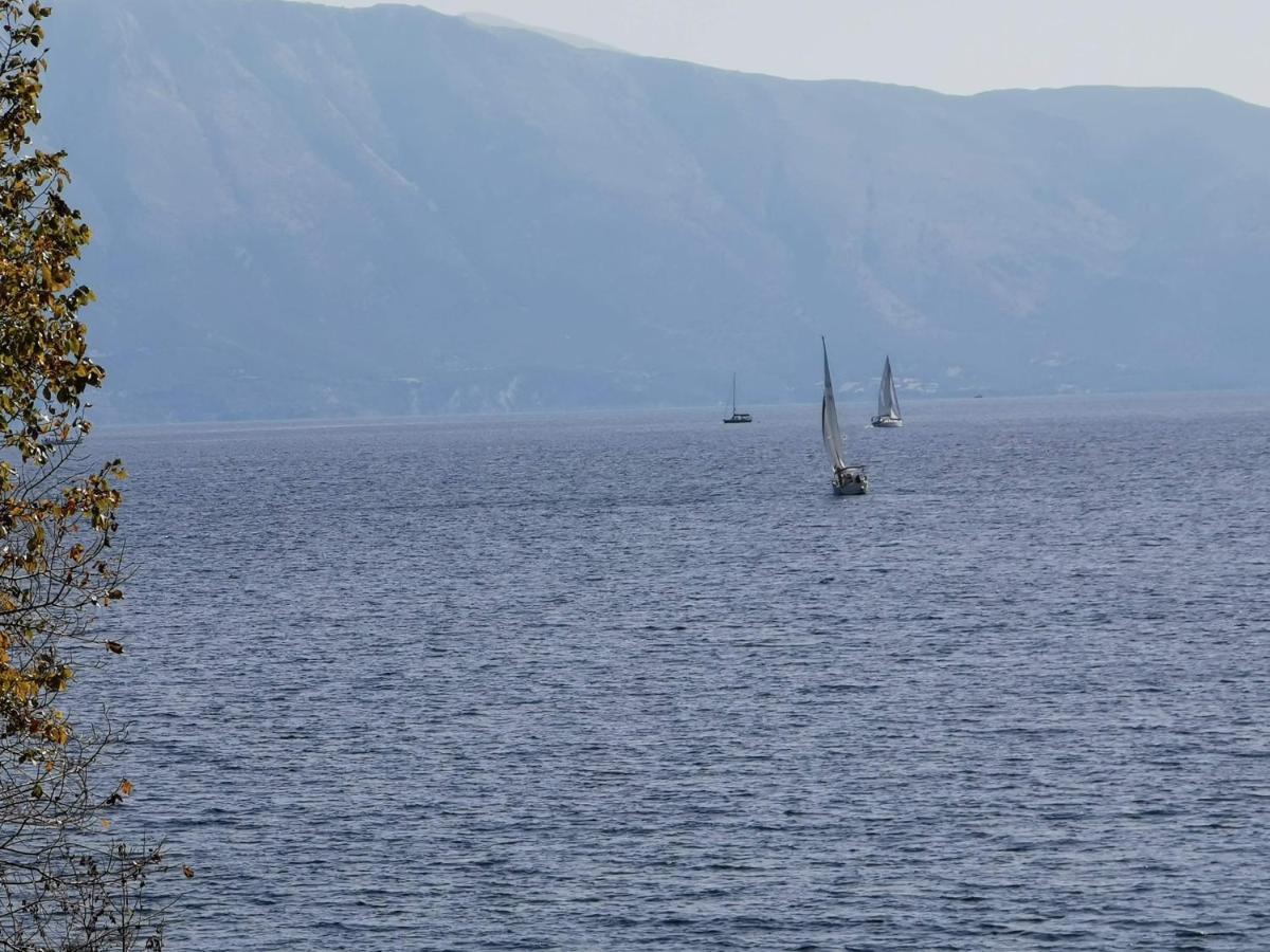 Lefkada Beach House Nikiána Eksteriør bilde